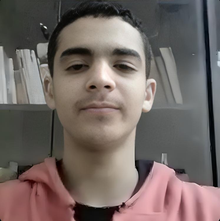 الطفل السجين سيد محمد يروي لعائلته معاناته من سوء المعاملة داخل السجن